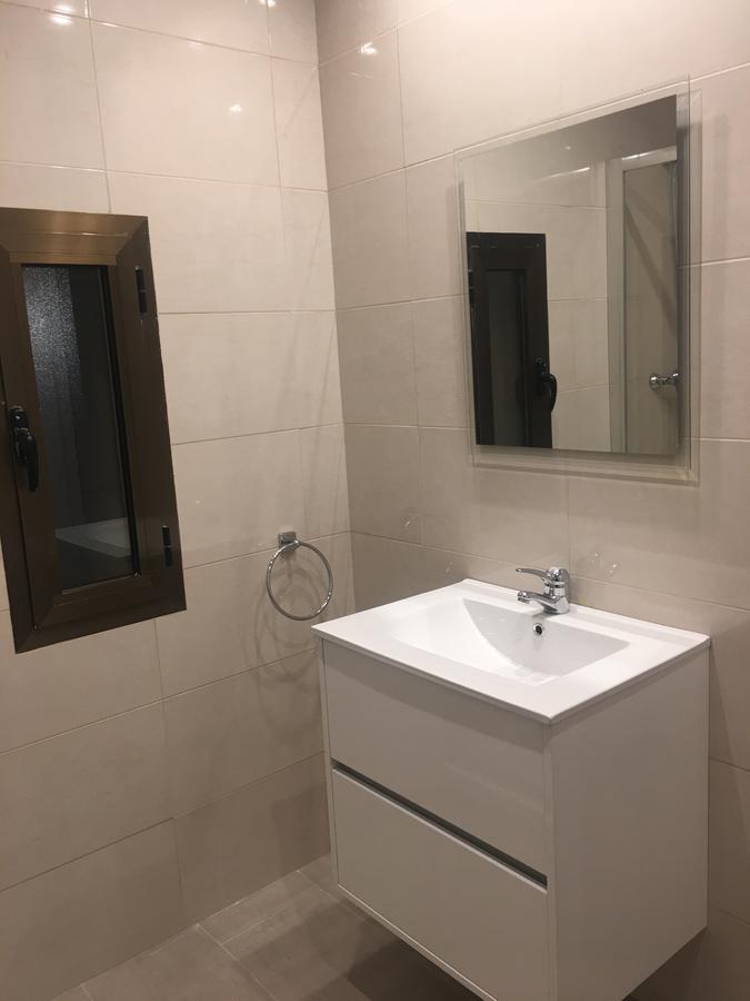 Confort St Jordi Pas De La Casa Bagian luar foto