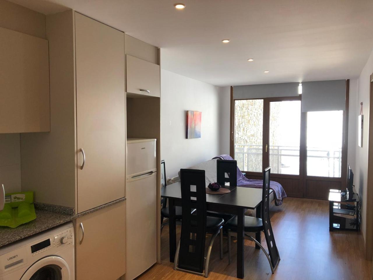 Confort St Jordi Pas De La Casa Bagian luar foto