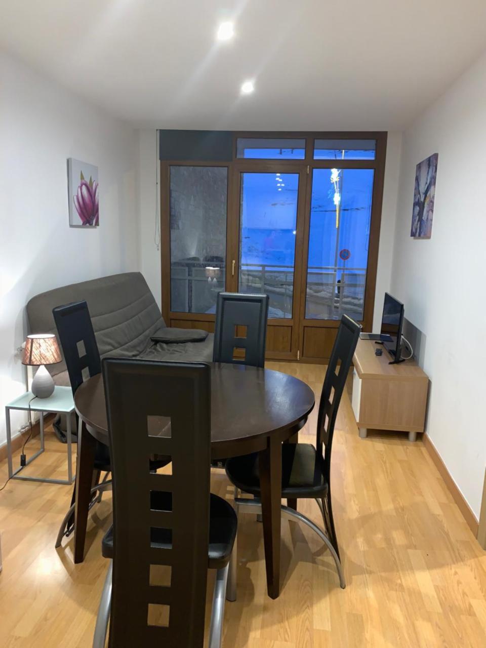 Confort St Jordi Pas De La Casa Bagian luar foto