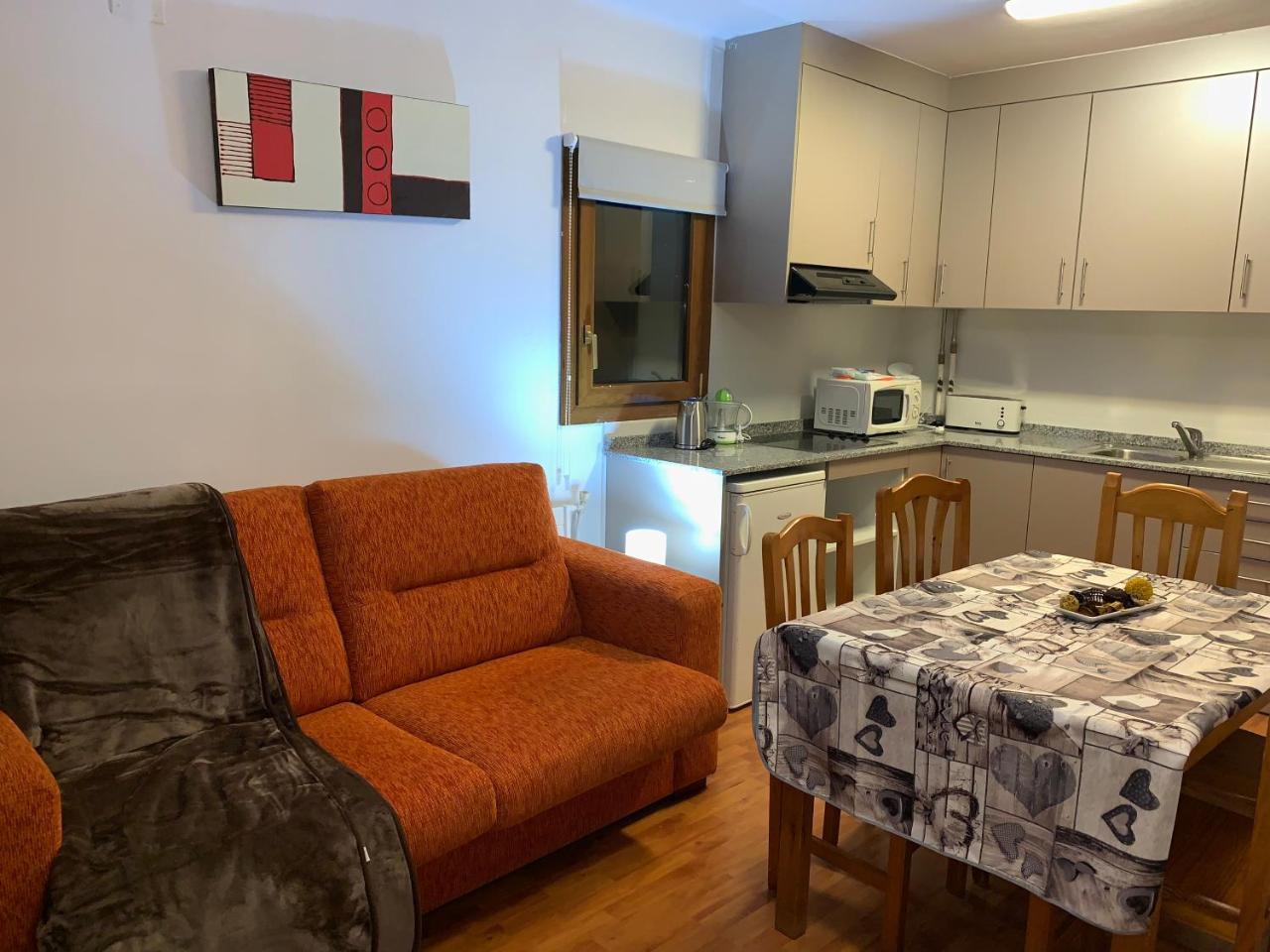 Confort St Jordi Pas De La Casa Bagian luar foto